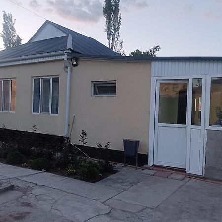 Guest House Lola Kochkor Luaran gambar