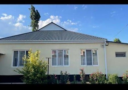 Guest House Lola Kochkor Luaran gambar